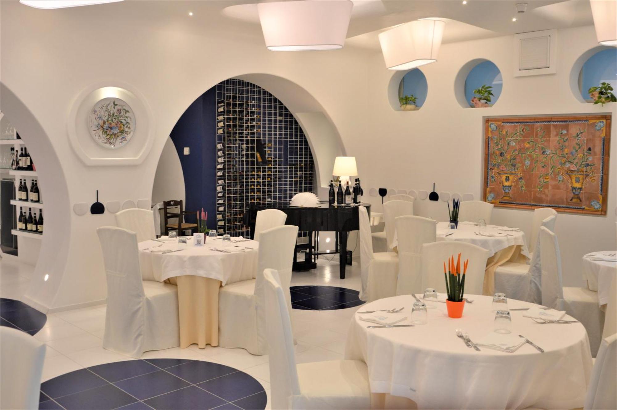 Hotel Santa Lucia Minori Extérieur photo