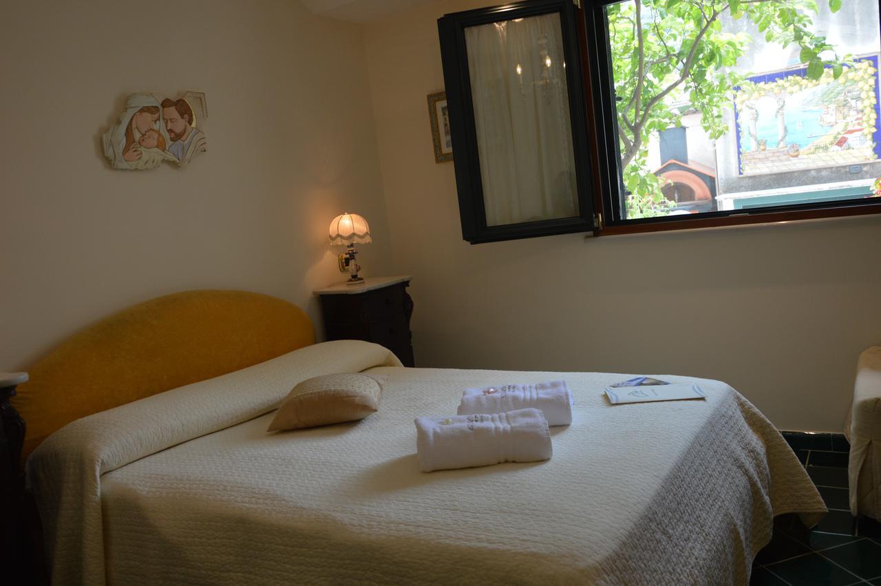 Hotel Santa Lucia Minori Extérieur photo